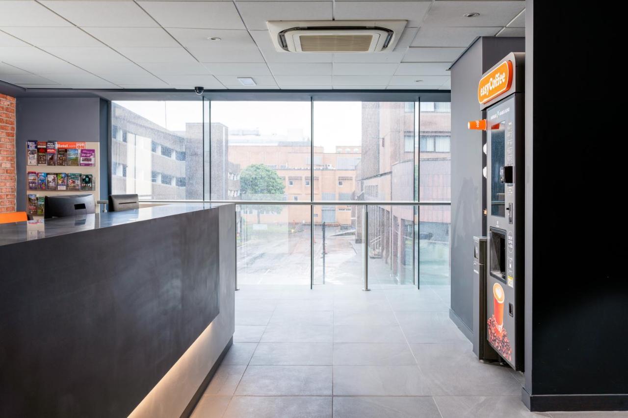 Easyhotel Glasgow City Exterior foto
