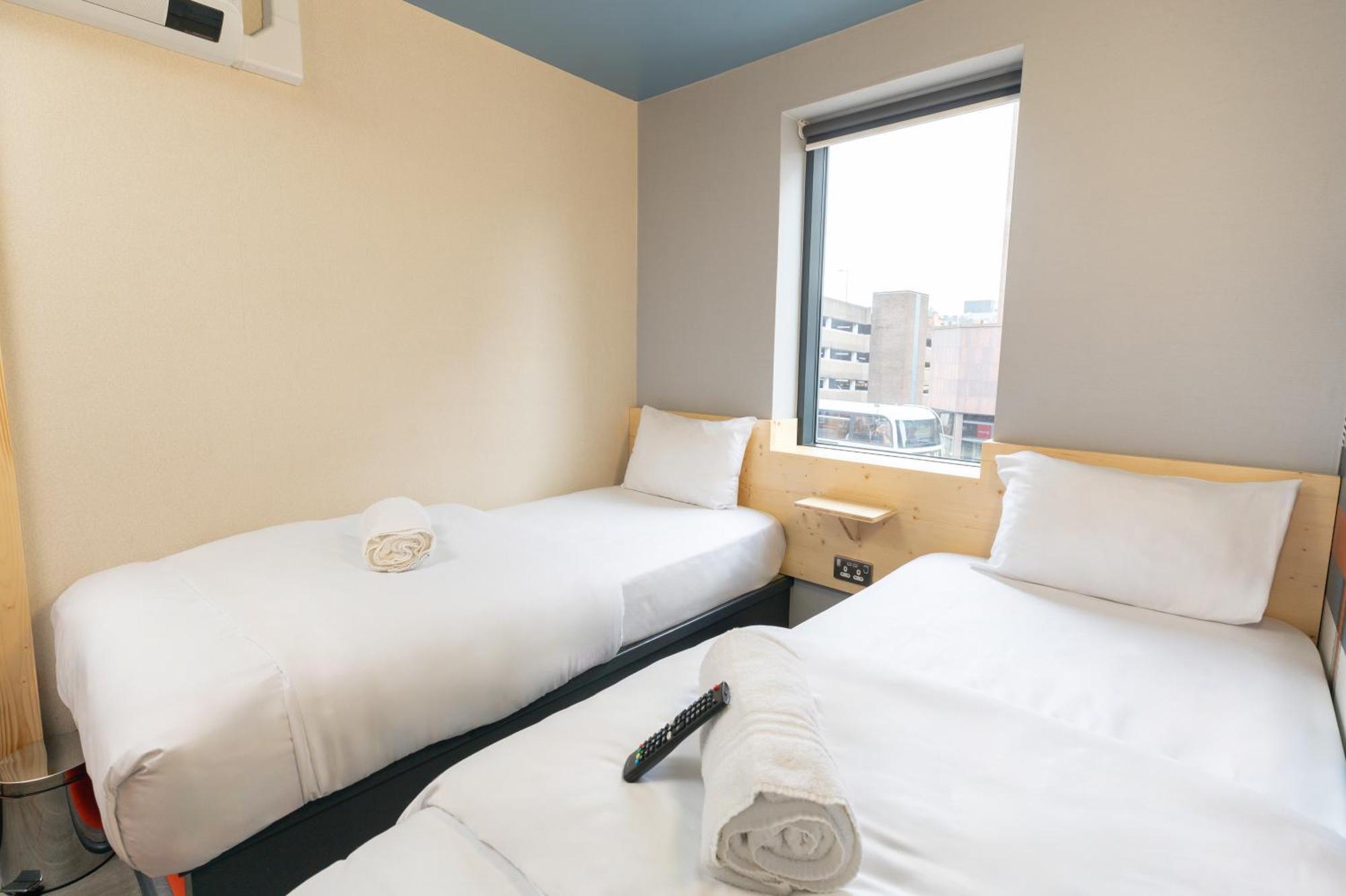 Easyhotel Glasgow City Exterior foto