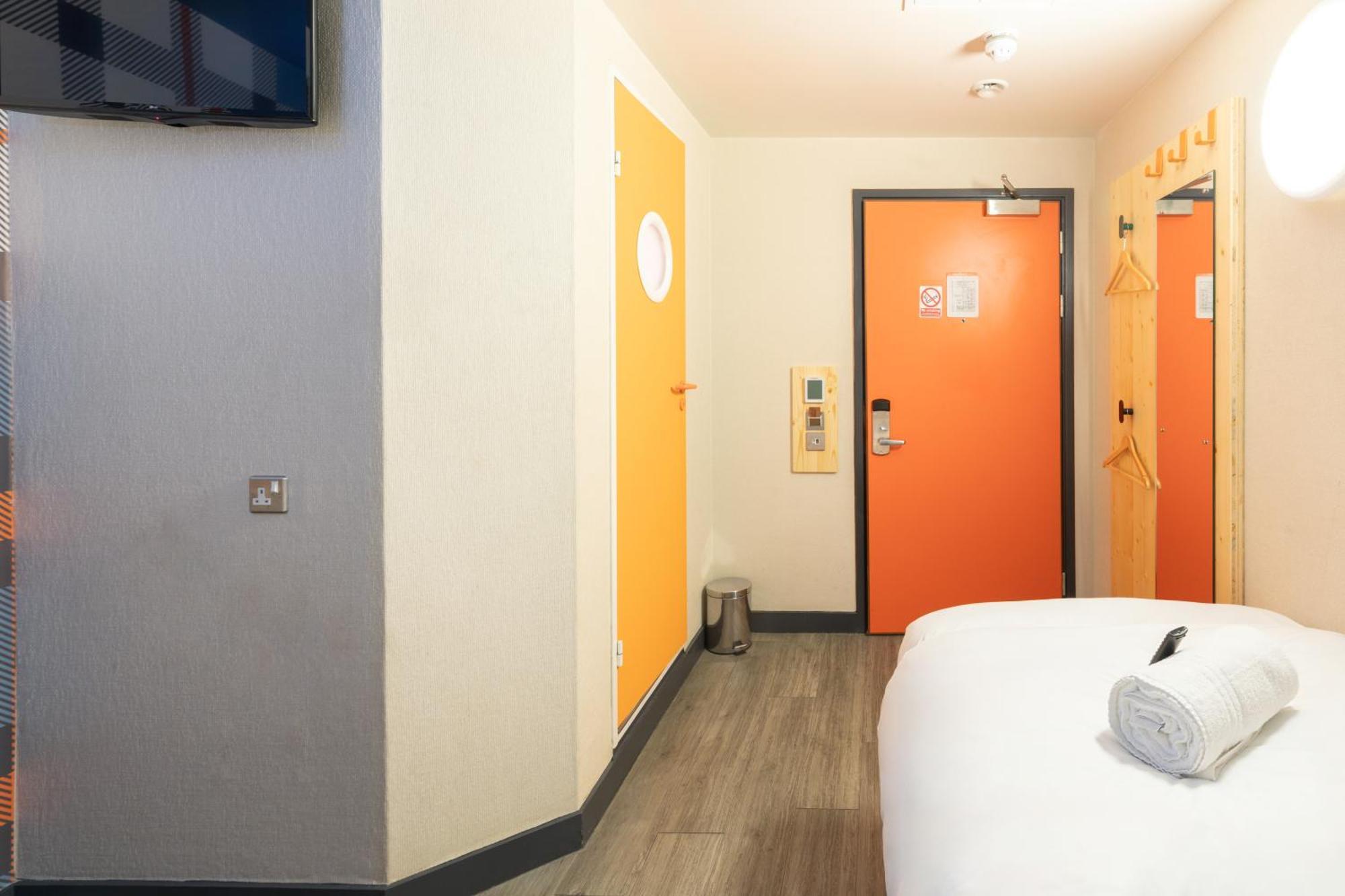 Easyhotel Glasgow City Exterior foto