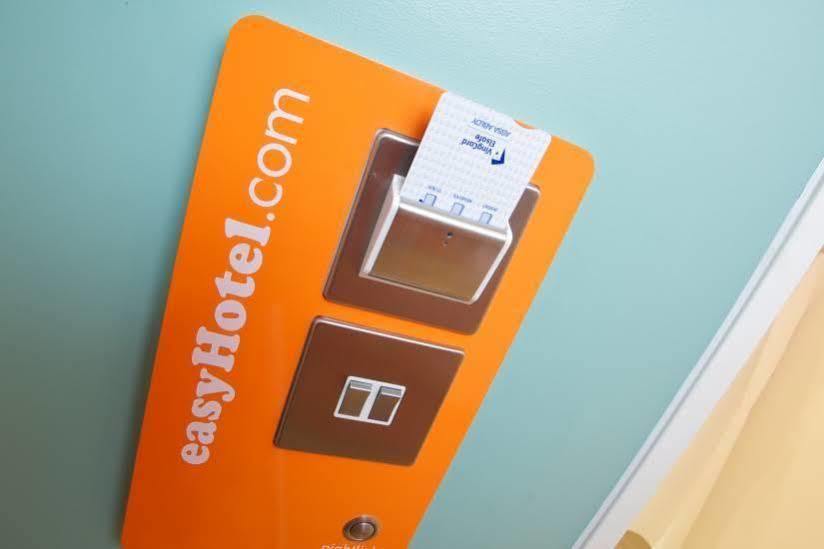 Easyhotel Glasgow City Exterior foto